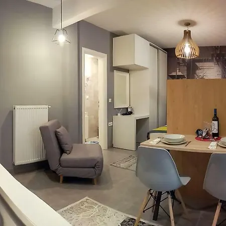 Heliconia Deluxe Apt Must Apartment