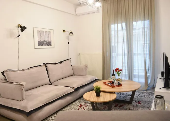 公寓 Heliconia Deluxe Must 塞萨洛尼基