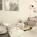 Heliconia Deluxe Must 塞萨洛尼基